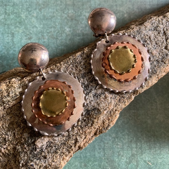 unmarked Jewelry - Vintage Estate Three Tone Metal Clip On Dangle Earrings Jewelry Silver Copper